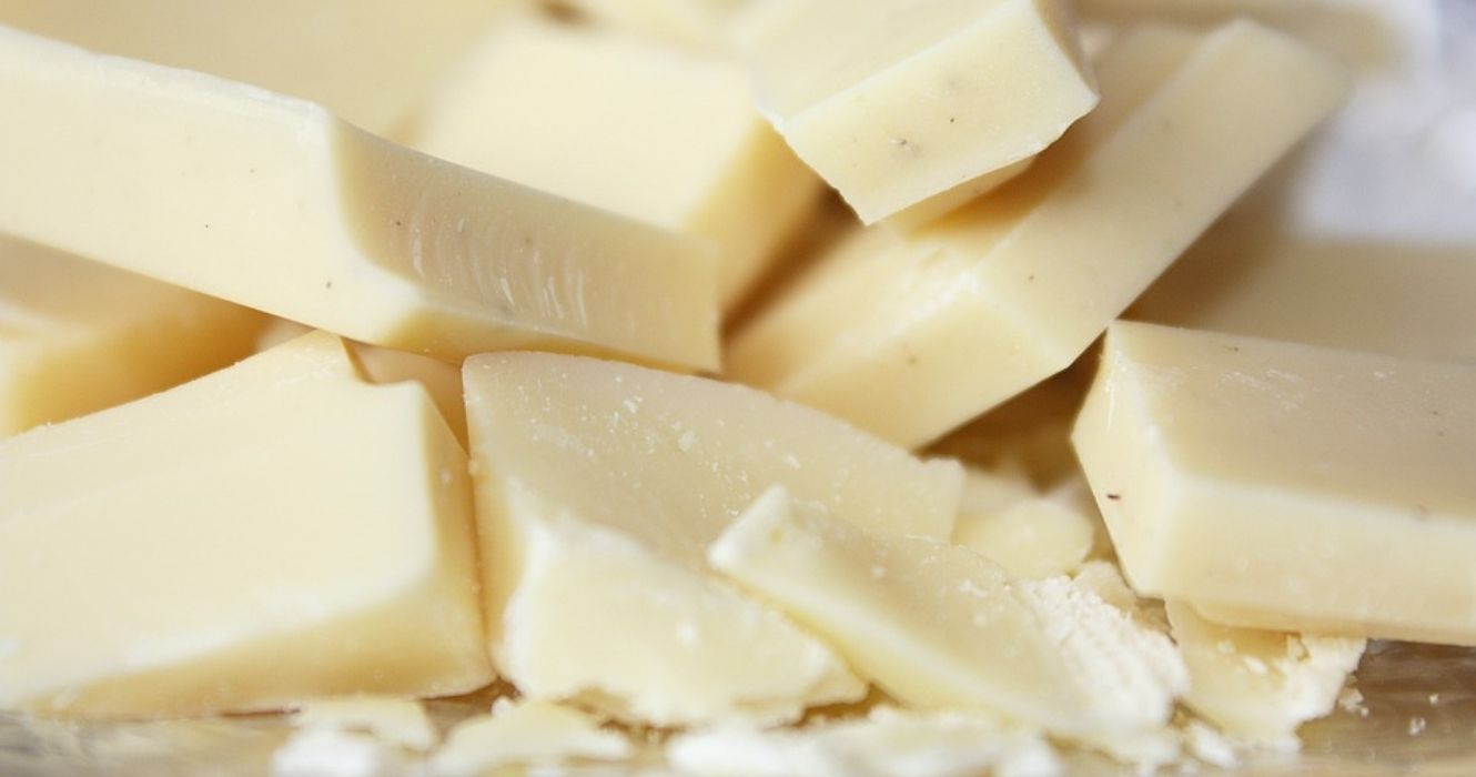 10 Irresistable Sweet Treats That Pair Well With White Chocolate
